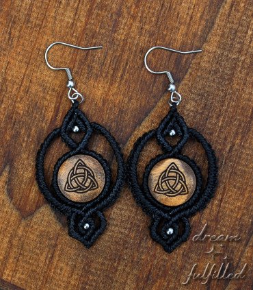 Pendientes Triqueta Celta, largos estilo hippie, de madera e hilo trenzado de color negro