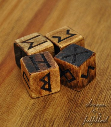 Dados de runas Elder Futhark