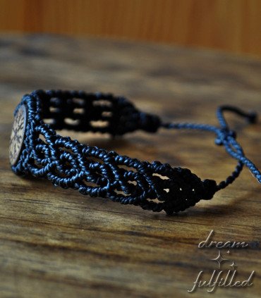Pulsera Vegvisir de Macramé | Símbolo de Guía