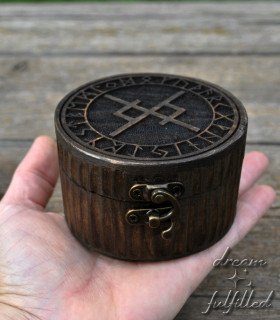 Caja de madera grabada con Runa del Amor Eterno