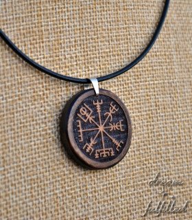 Wooden pendant engraved with the Vegvisir