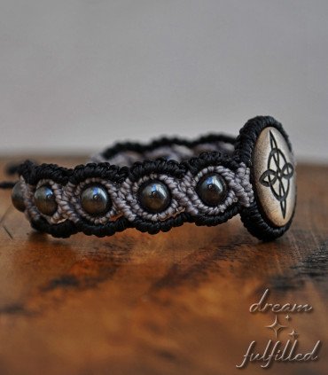 Detail of the braid with grey hematite beads
